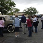 A crowd gathered at the cars when we went to take the driving tour of the battle field.